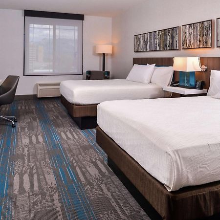 Hilton Garden Inn Salt Lake City Downtown Exterior photo
