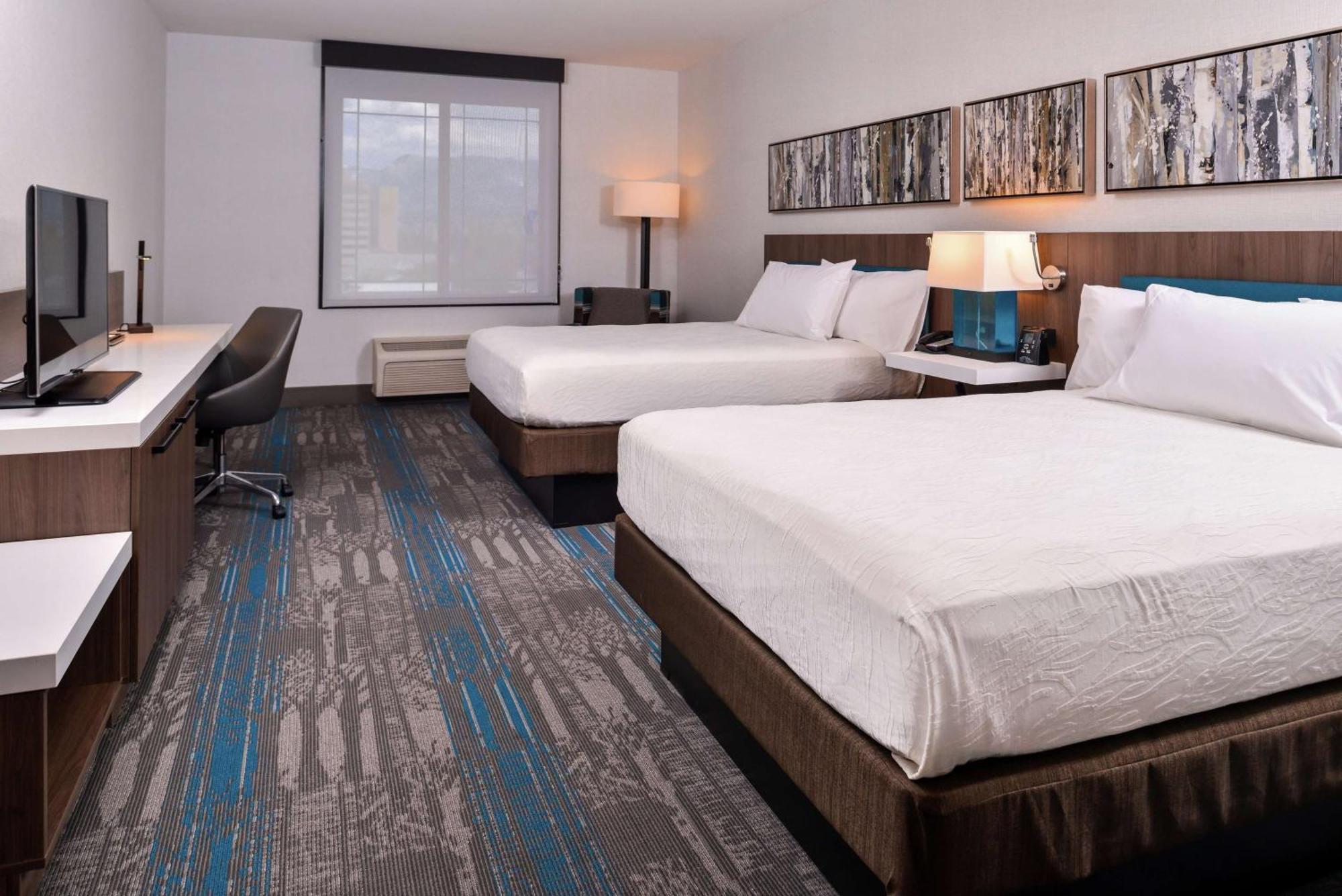 Hilton Garden Inn Salt Lake City Downtown Exterior photo